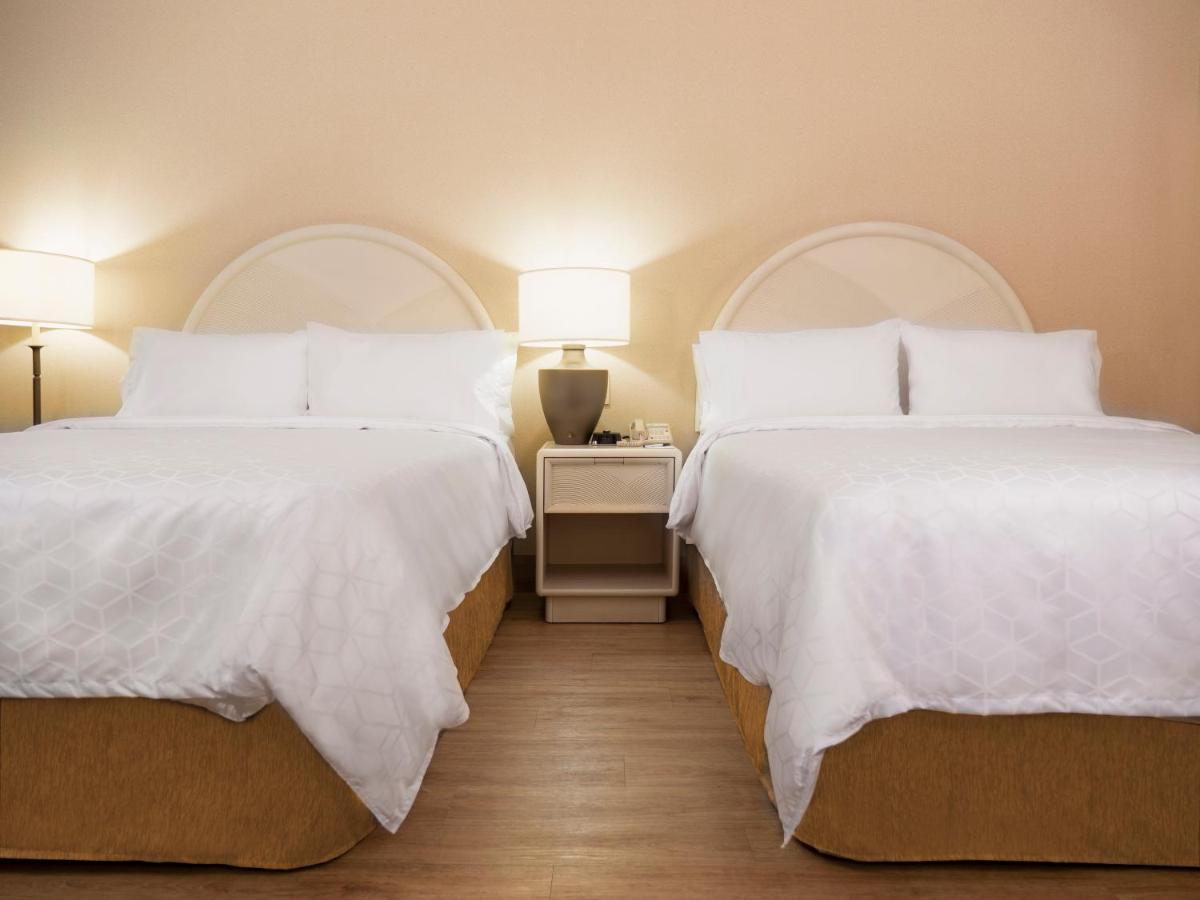 Holiday Inn Express Torreon By Ihg Екстериор снимка