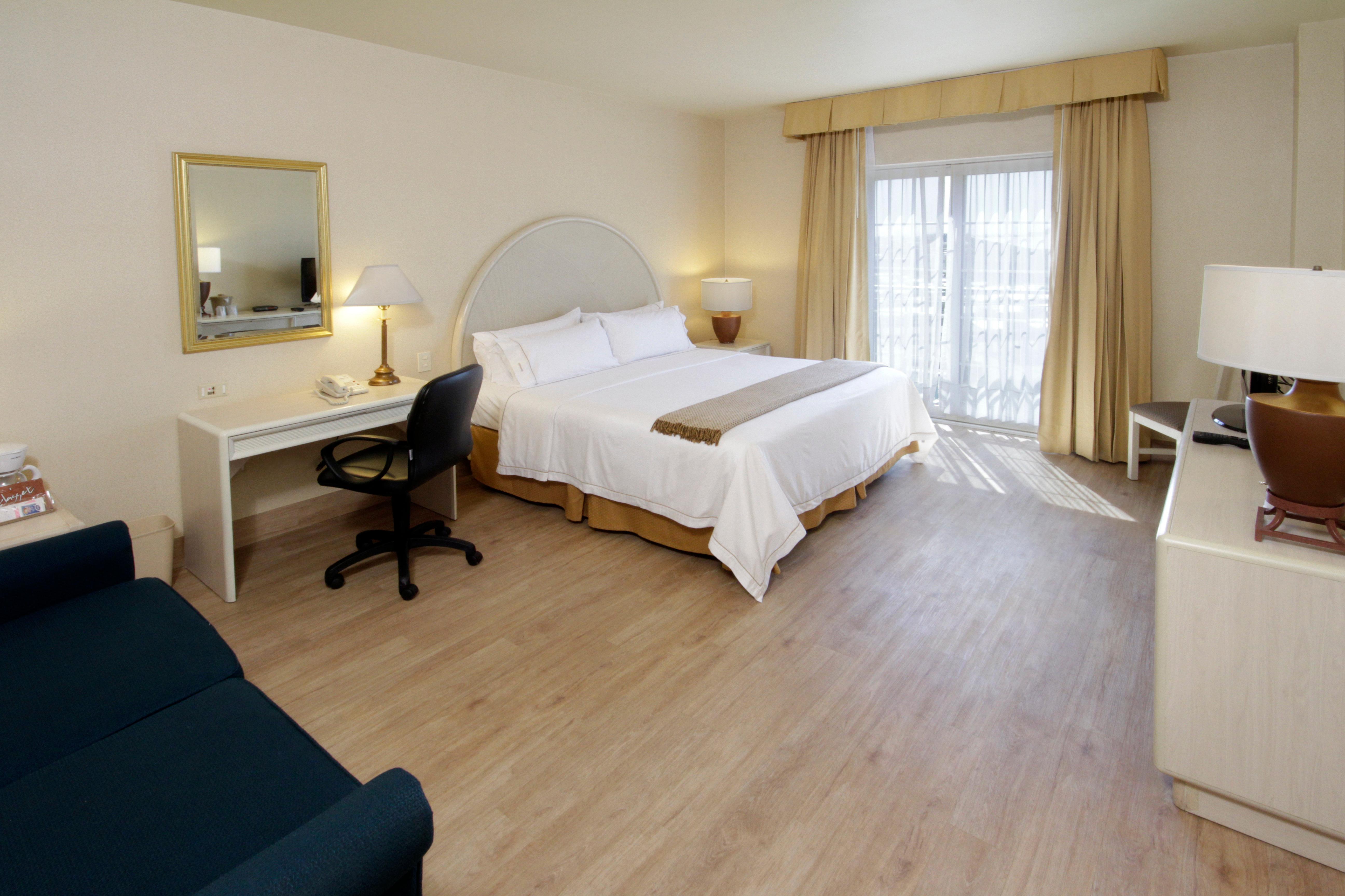 Holiday Inn Express Torreon By Ihg Екстериор снимка