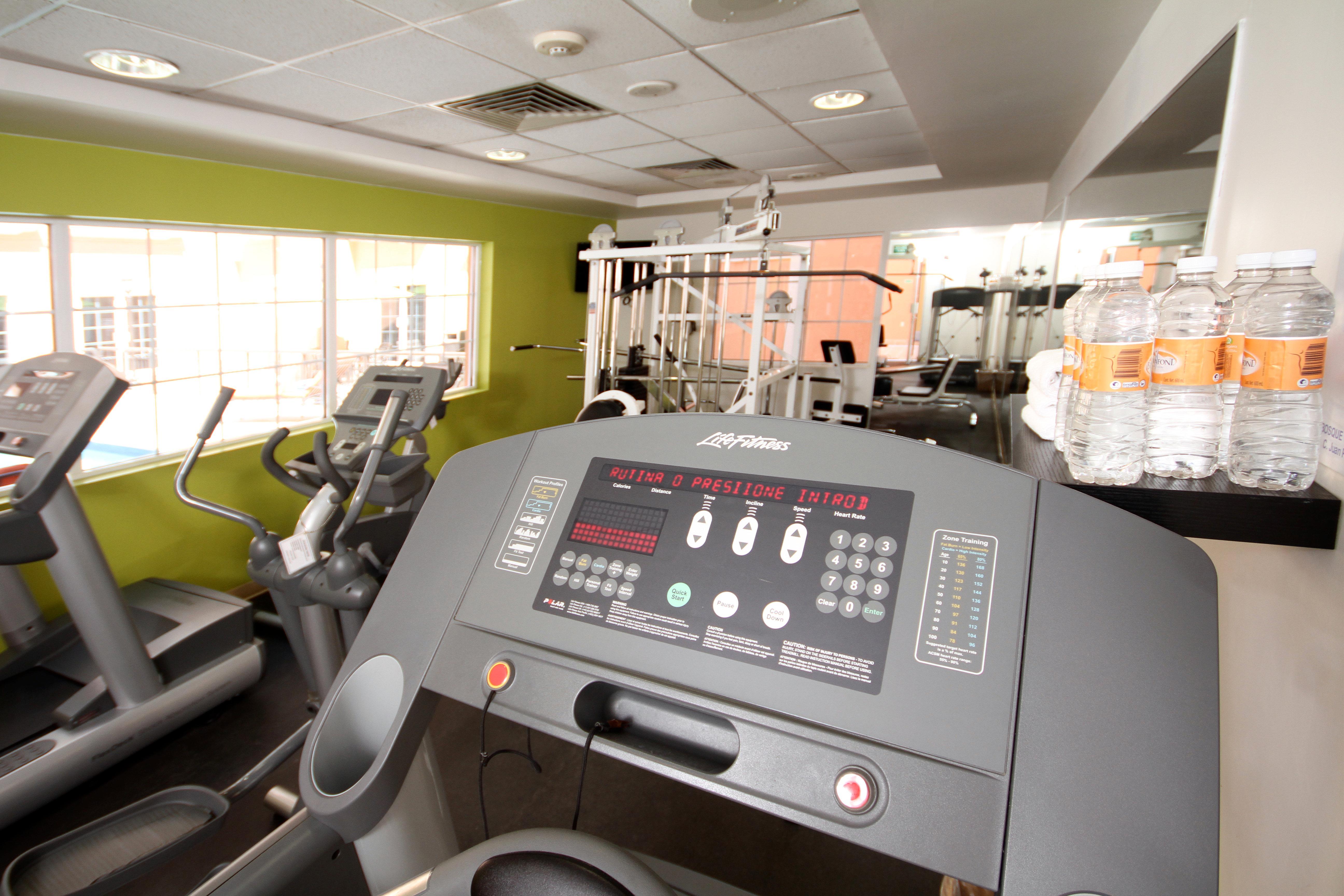 Holiday Inn Express Torreon By Ihg Екстериор снимка