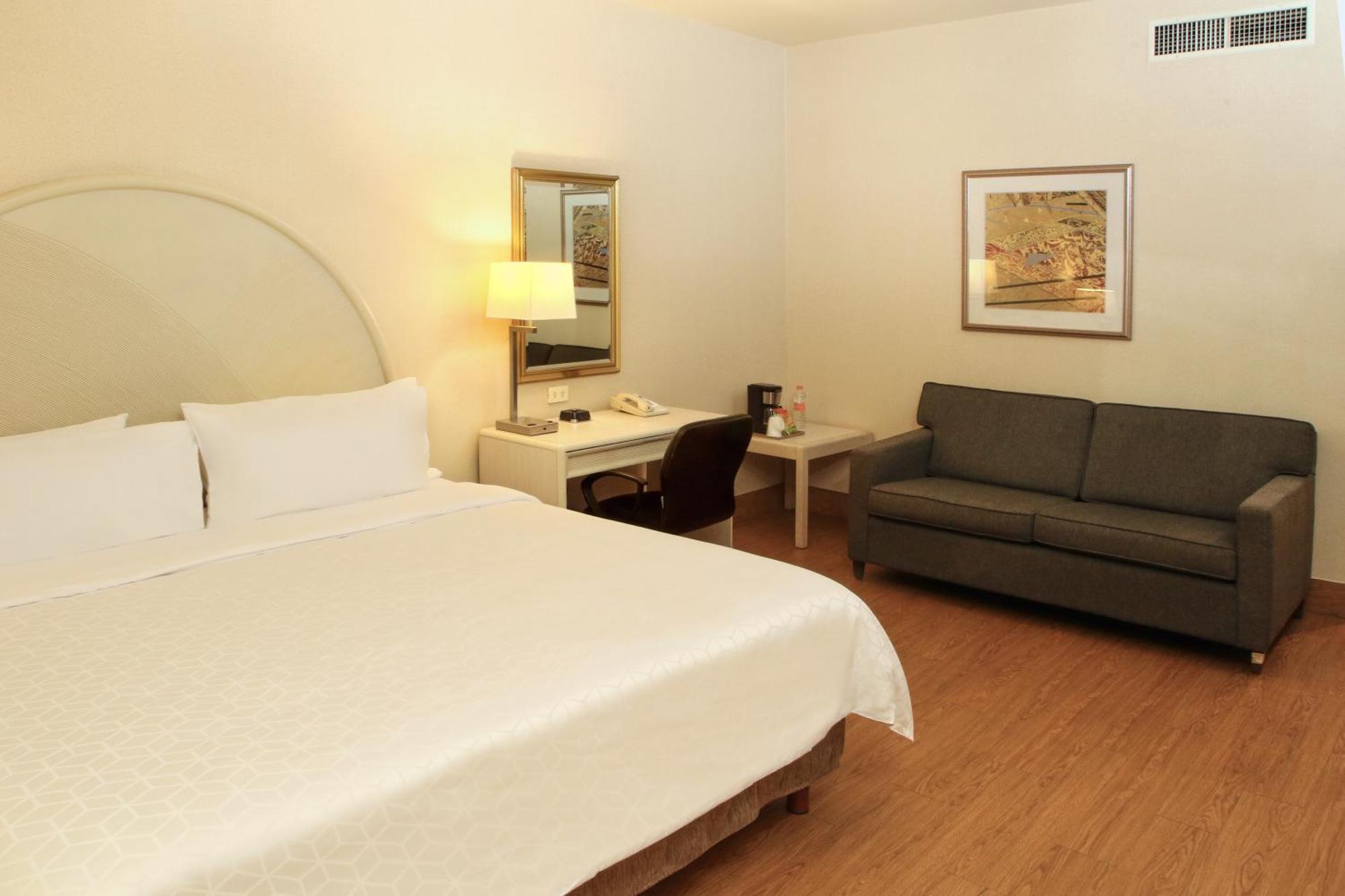 Holiday Inn Express Torreon By Ihg Екстериор снимка